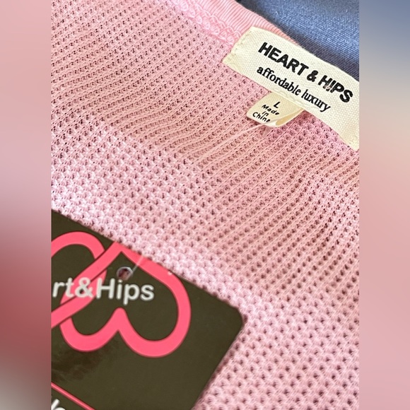 Pink waist length shirt w/ security tag! - Picture 3 of 3